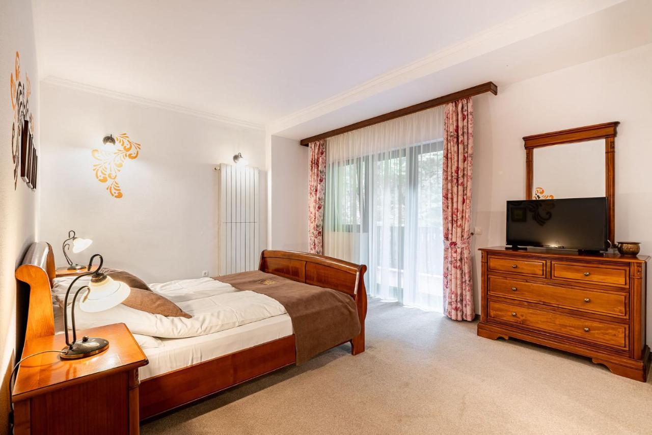 Hotel Regal Σινάια Εξωτερικό φωτογραφία