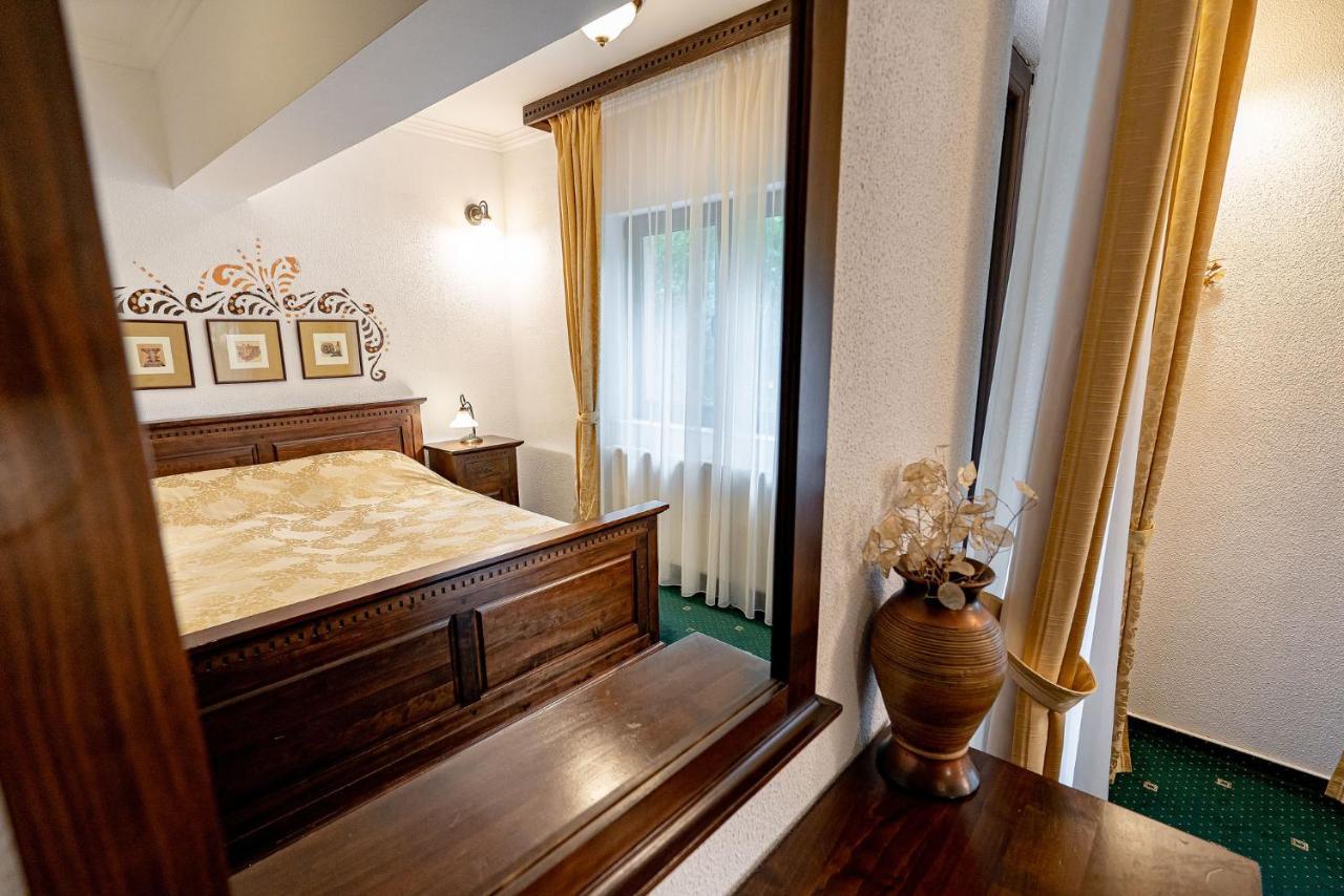 Hotel Regal Σινάια Εξωτερικό φωτογραφία