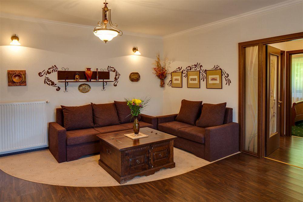 Hotel Regal Σινάια Εξωτερικό φωτογραφία