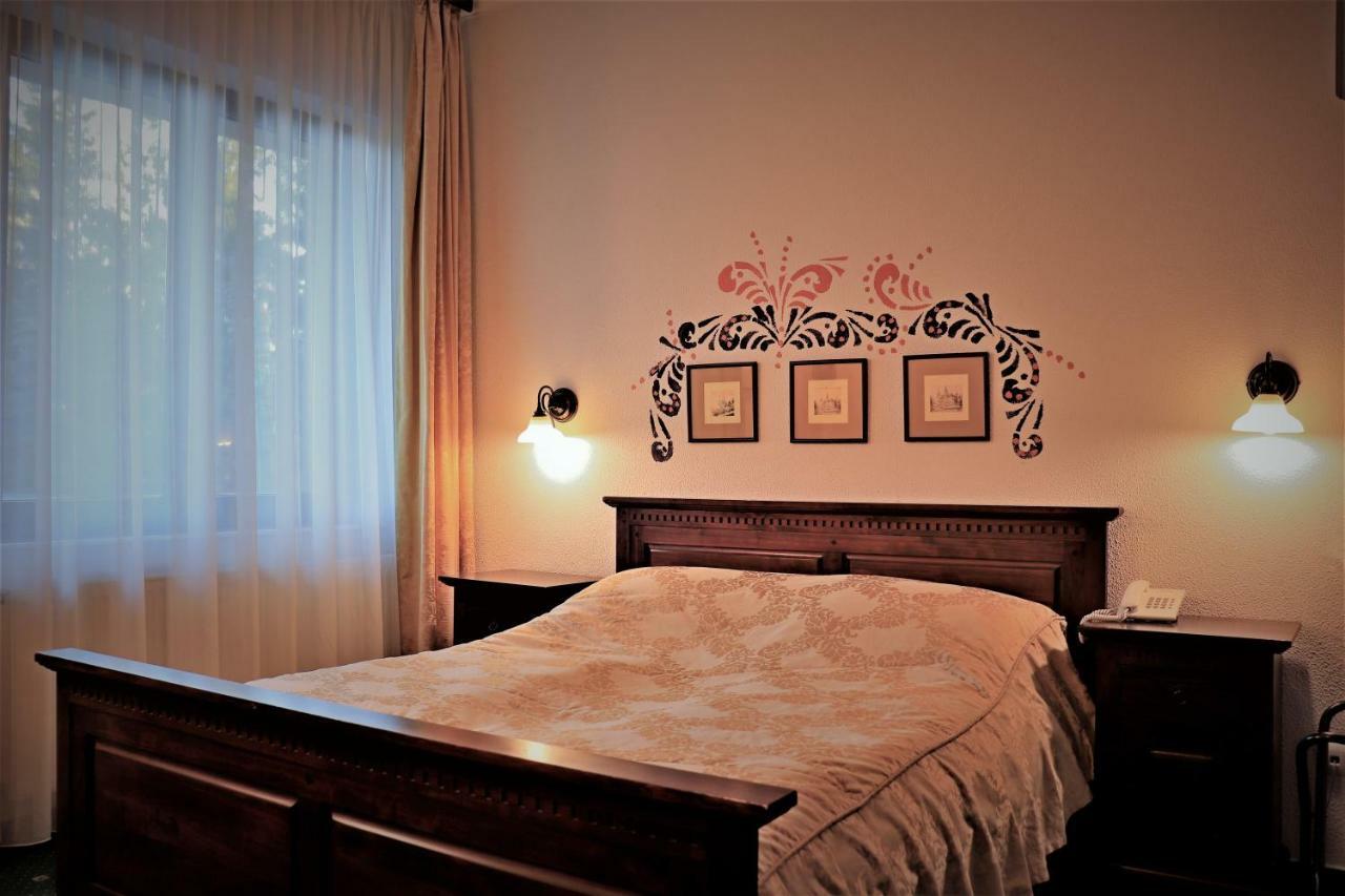 Hotel Regal Σινάια Εξωτερικό φωτογραφία
